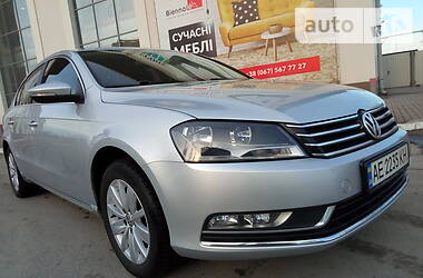 Седан Volkswagen Passat 2012 в 