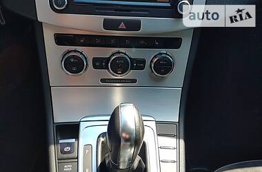 Седан Volkswagen Passat 2012 в 