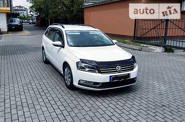 Універсал Volkswagen Passat 2011 в 