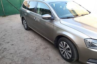 Універсал Volkswagen Passat 2011 в 