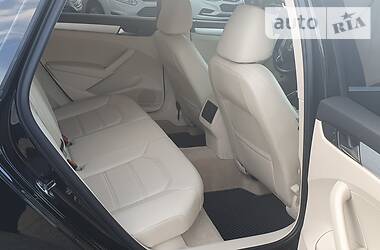 Седан Volkswagen Passat 2012 в 