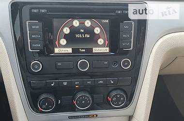 Седан Volkswagen Passat 2012 в 