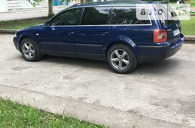 Універсал Volkswagen Passat 2001 в 