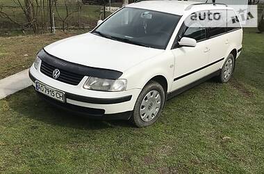 Универсал Volkswagen Passat 1999 в Тячеве
