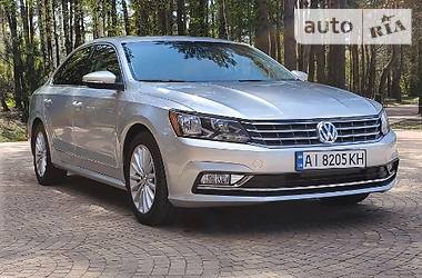 Седан Volkswagen Passat 2016 в Киеве