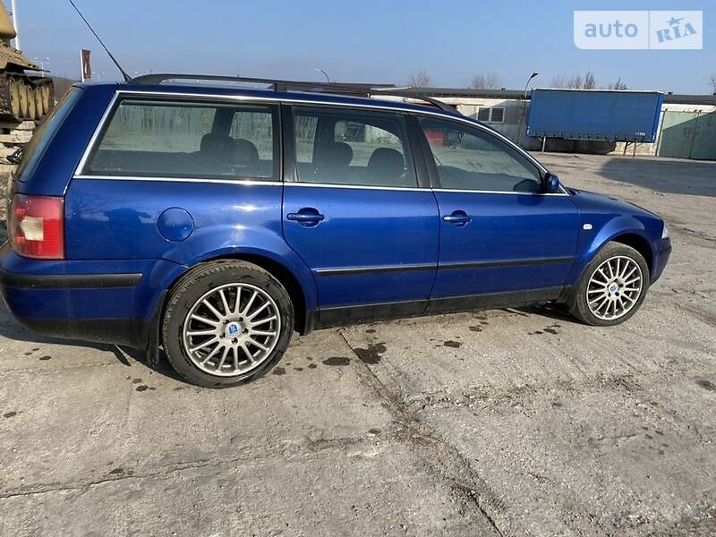 Універсал Volkswagen Passat 2001 в Луцьку