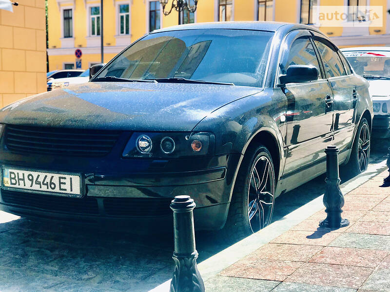 Седан Volkswagen Passat 2000 в Одесі
