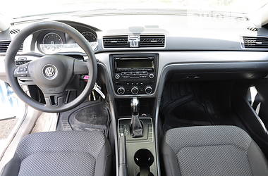 Седан Volkswagen Passat 2012 в 