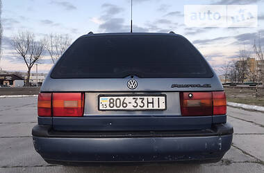 Универсал Volkswagen Passat 1994 в Первомайске