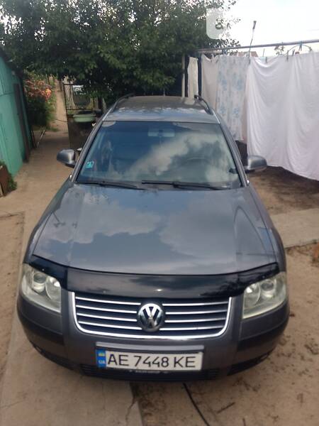 Універсал Volkswagen Passat 2005 в Покрові