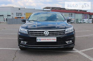 Седан Volkswagen Passat 2016 в 