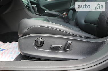 Седан Volkswagen Passat 2016 в 