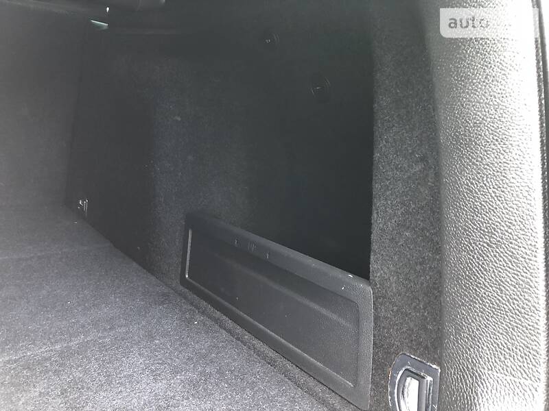 Універсал Volkswagen Passat 2010 в Львові фото 89 Універсал Volkswagen Passat 2010 в Львові