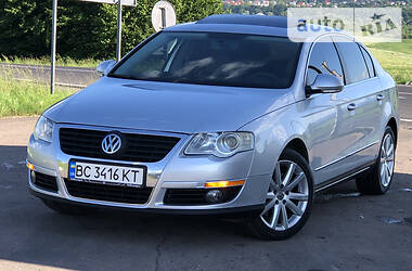 Седан Volkswagen Passat 2010 в Дрогобичі