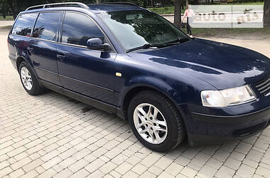Хетчбек Volkswagen Passat 1999 в 