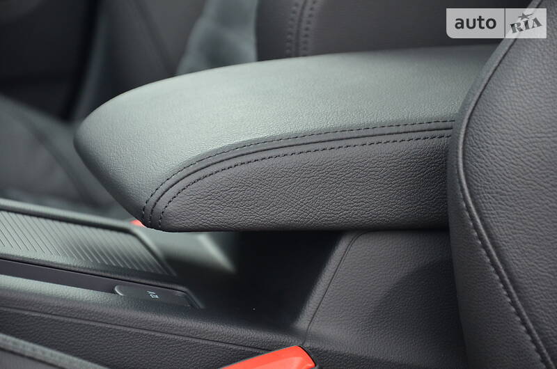 Універсал Volkswagen Passat 2015 в Луцьку