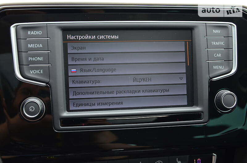 Універсал Volkswagen Passat 2015 в Луцьку