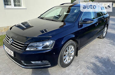 Универсал Volkswagen Passat 2012 в Луцке