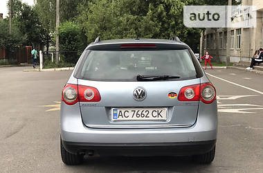 Универсал Volkswagen Passat 2006 в Владимир-Волынском