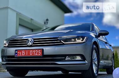 Универсал Volkswagen Passat 2015 в Тернополе