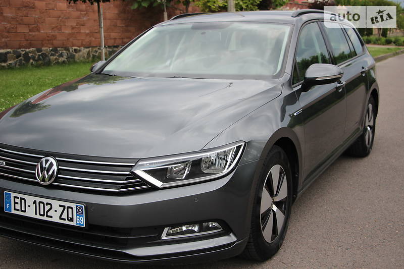 Універсал Volkswagen Passat 2016 в Рівному