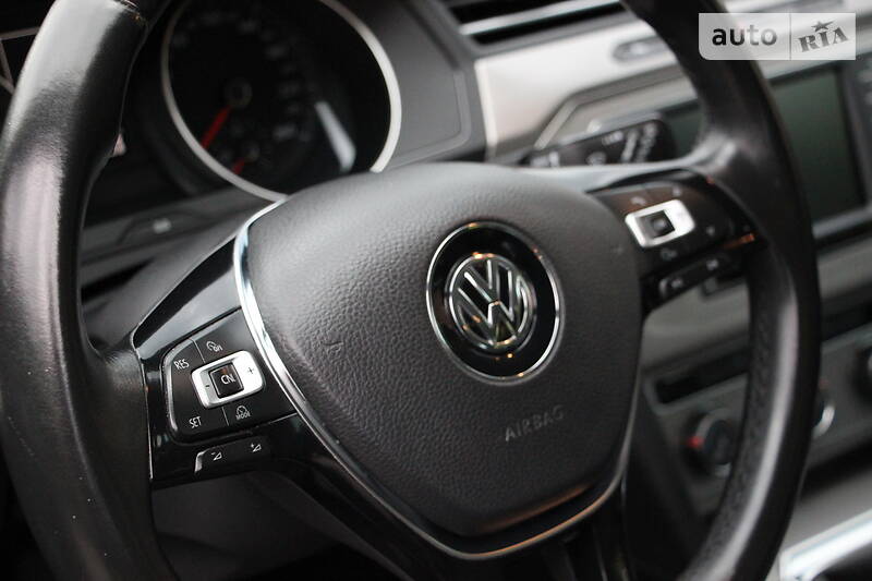 Універсал Volkswagen Passat 2016 в Рівному