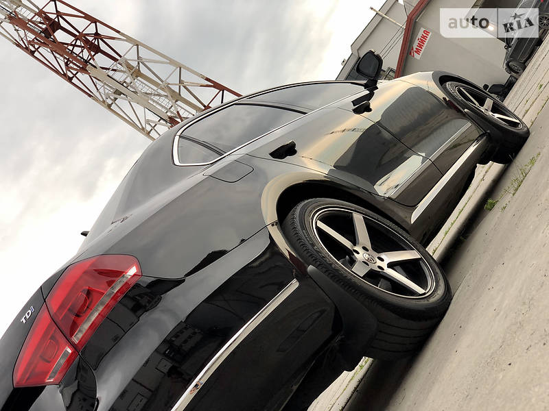 Седан Volkswagen Passat 2014 в Львові