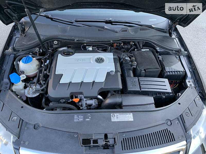 Універсал Volkswagen Passat 2010 в Києві