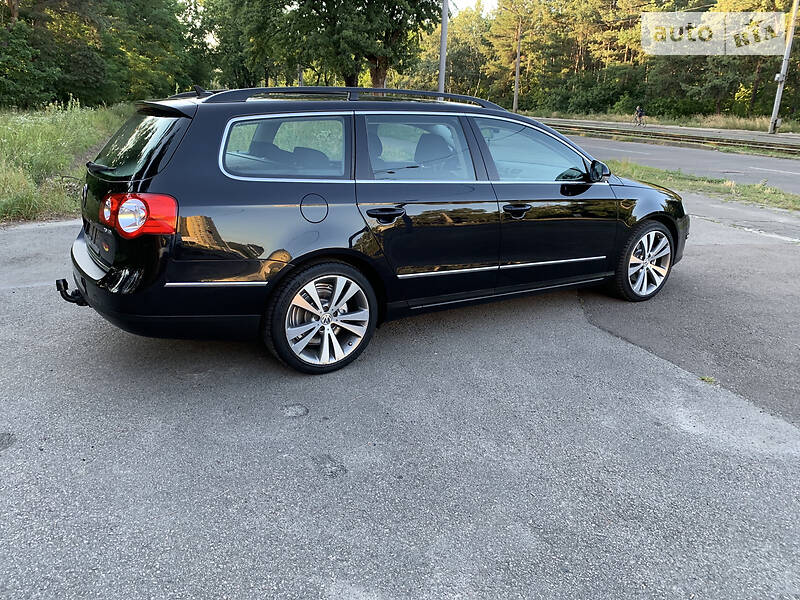Універсал Volkswagen Passat 2010 в Києві