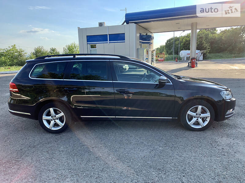 Універсал Volkswagen Passat 2011 в Коломиї
