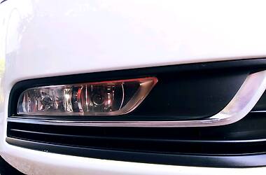 Седан Volkswagen Passat 2012 в 