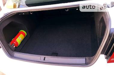 Седан Volkswagen Passat 2012 в 