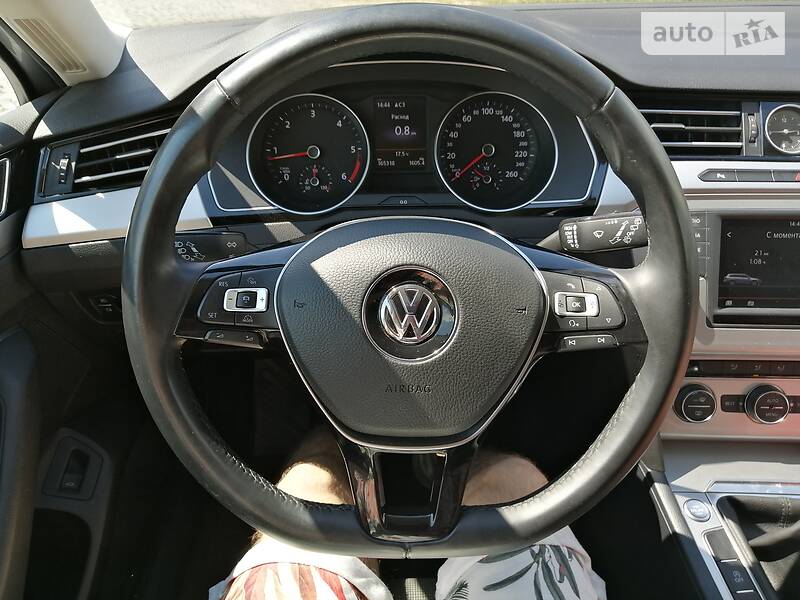 Універсал Volkswagen Passat 2015 в Кам'янець-Подільському