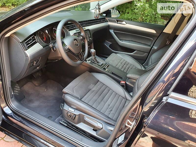 Універсал Volkswagen Passat 2015 в Вінниці