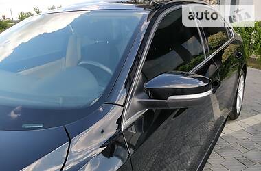Седан Volkswagen Passat 2012 в 