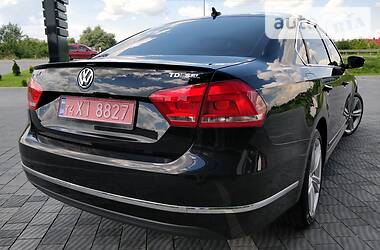 Седан Volkswagen Passat 2012 в 