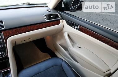 Седан Volkswagen Passat 2012 в 