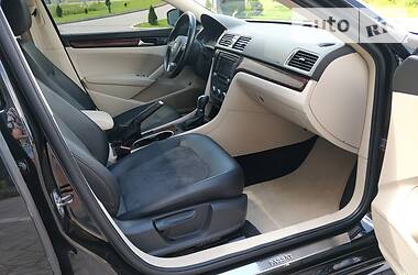 Седан Volkswagen Passat 2012 в 