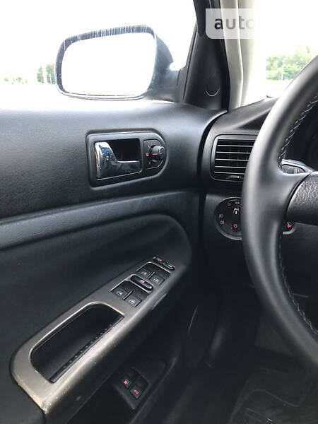 Универсал Volkswagen Passat 2002 в Львове