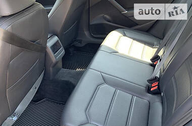 Седан Volkswagen Passat 2016 в 