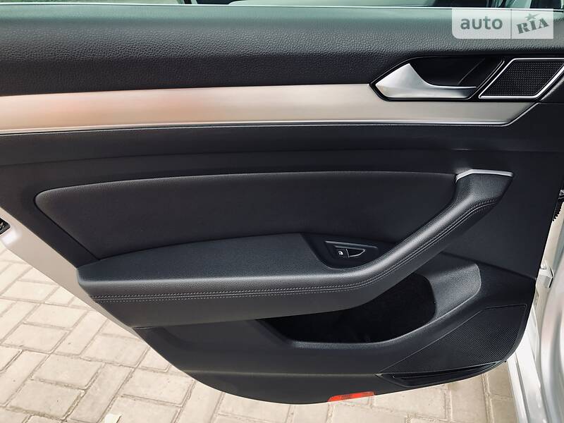 Универсал Volkswagen Passat 2016 в Константиновке