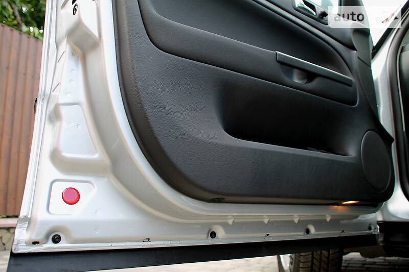 Універсал Volkswagen Passat 2005 в Полтаві фото 78 Універсал Volkswagen Passat 2005 в Полтаві