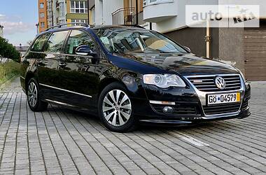 Универсал Volkswagen Passat 2010 в Ивано-Франковске