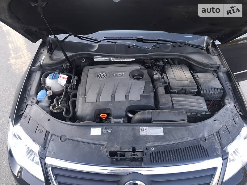Універсал Volkswagen Passat 2010 в Ірпені