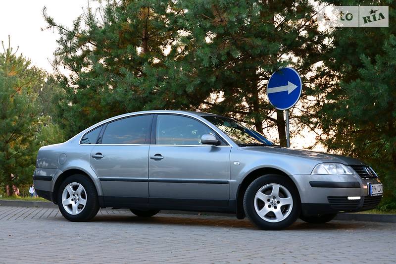 Седан Volkswagen Passat 2002 в Дрогобичі