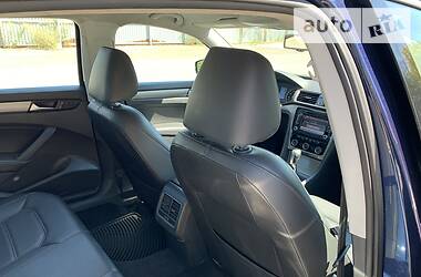 Седан Volkswagen Passat 2015 в 