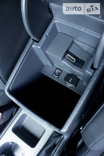 Седан Volkswagen Passat 2015 в Львові фото 48 Седан Volkswagen Passat 2015 в Львові