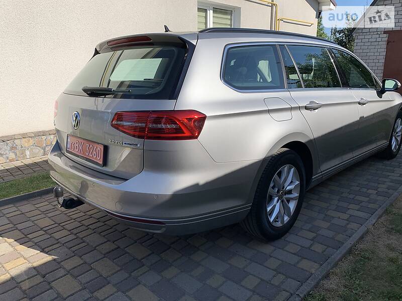 Універсал Volkswagen Passat 2015 в Луцьку