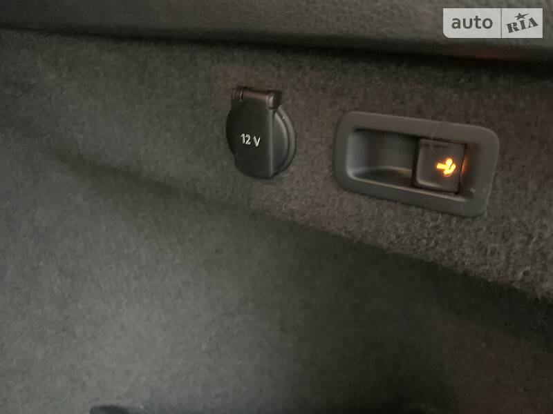 Універсал Volkswagen Passat 2015 в Луцьку