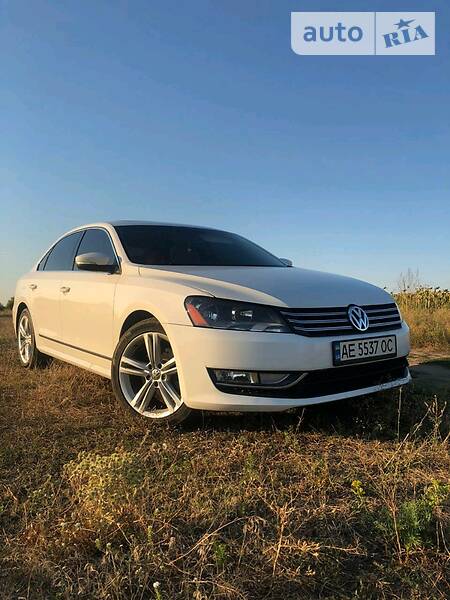 Седан Volkswagen Passat 2014 в Дніпрі фото 28 Седан Volkswagen Passat 2014 в Дніпрі